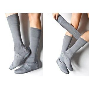 Toms Women's Size 10 Grey Canvas Wrap Boots